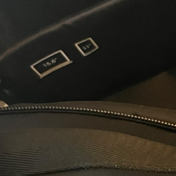 The EZRI Elite Backpack - Picture 5 of 9